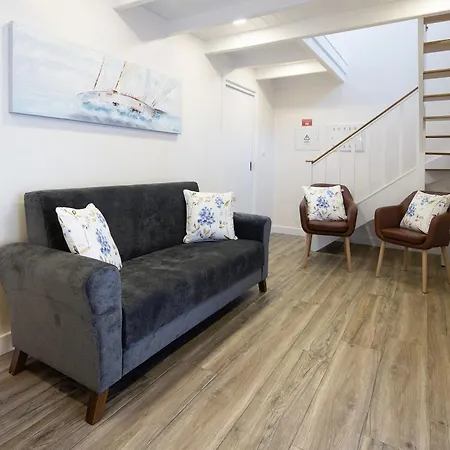 Adega Do Portinho Velho Piedade (Azores)